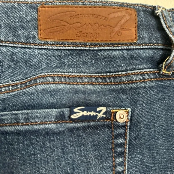 Seven7| Girlfriend Jeweled Star Stud Jeans| Size 10 - Picture 6 of 9